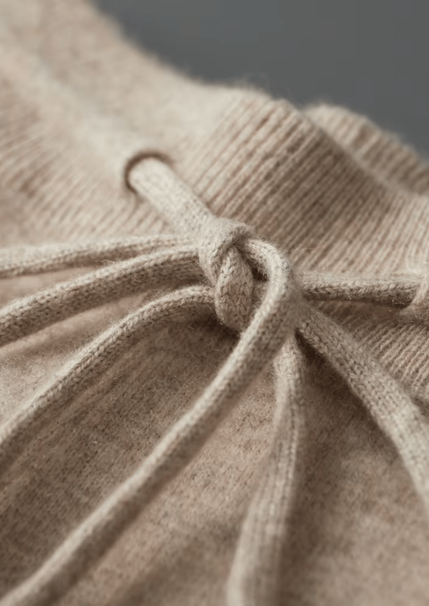 PREMIUM CASHMERE LEISURE TROUSERS - Derada