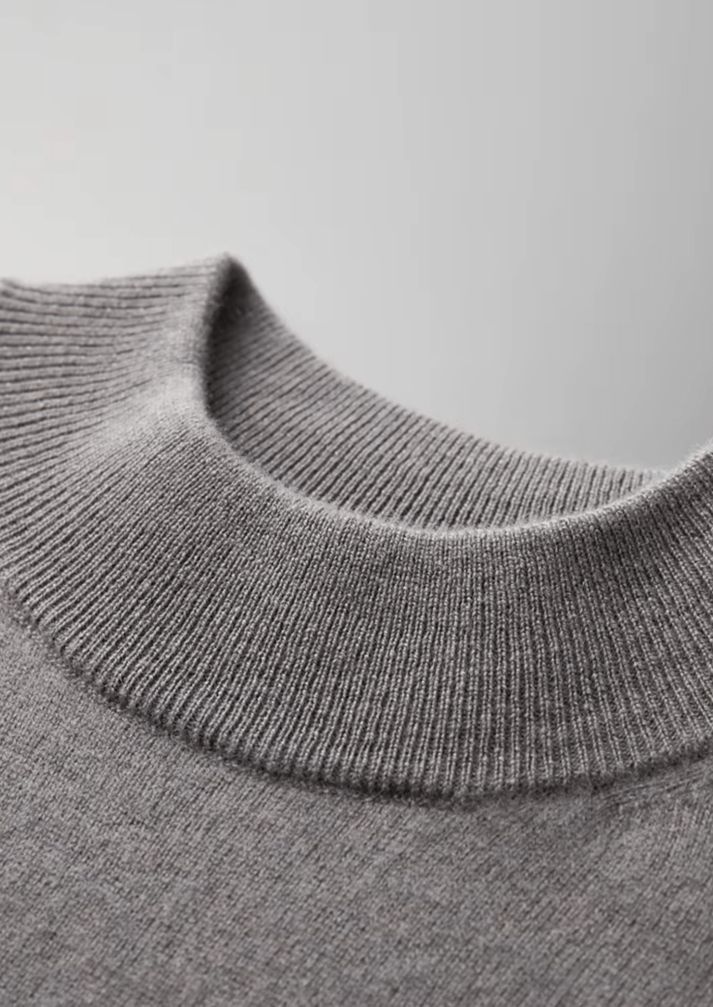 PREMIUM CASHMERE MOCK NECK T - SHIRT - Derada