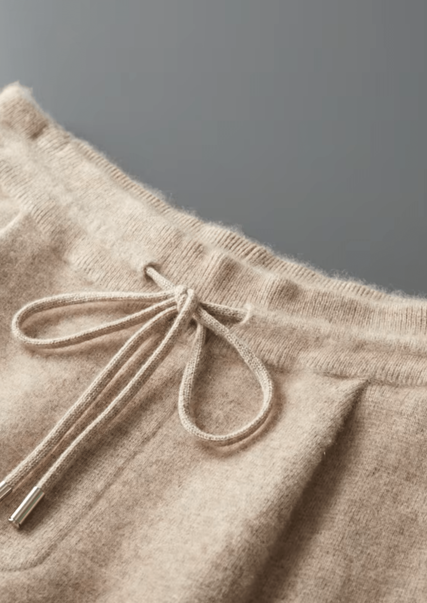 PREMIUM CASHMERE PLEATED TROUSERS - Derada