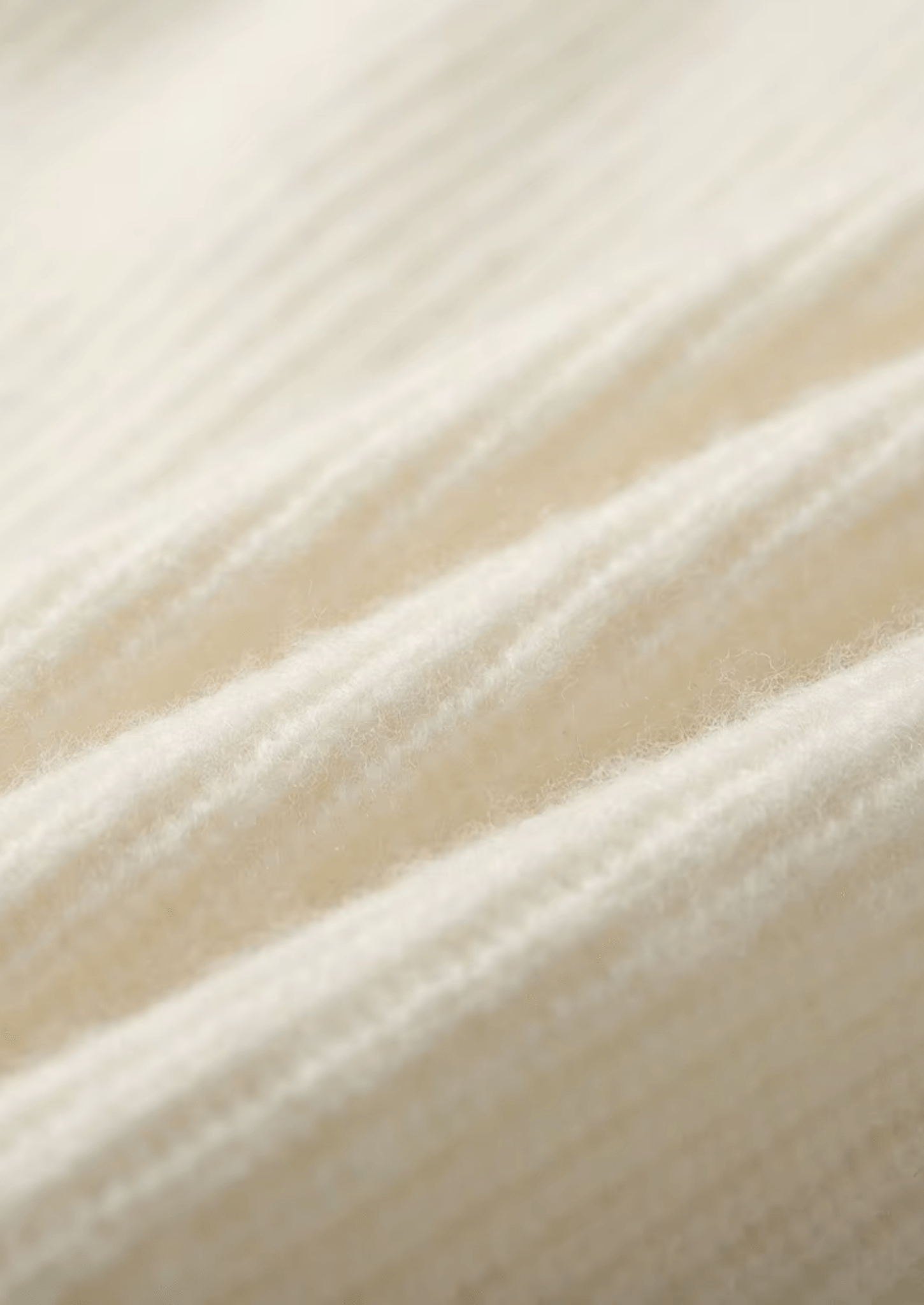 PREMIUM CASHMERE RIBBED V - NECK SWEATER - Derada