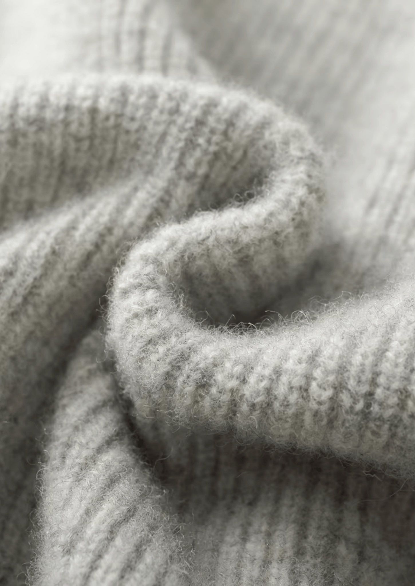 PURE EXTRA - FINE MERINO WOOL RIBBED ZIP HOODIE - Derada