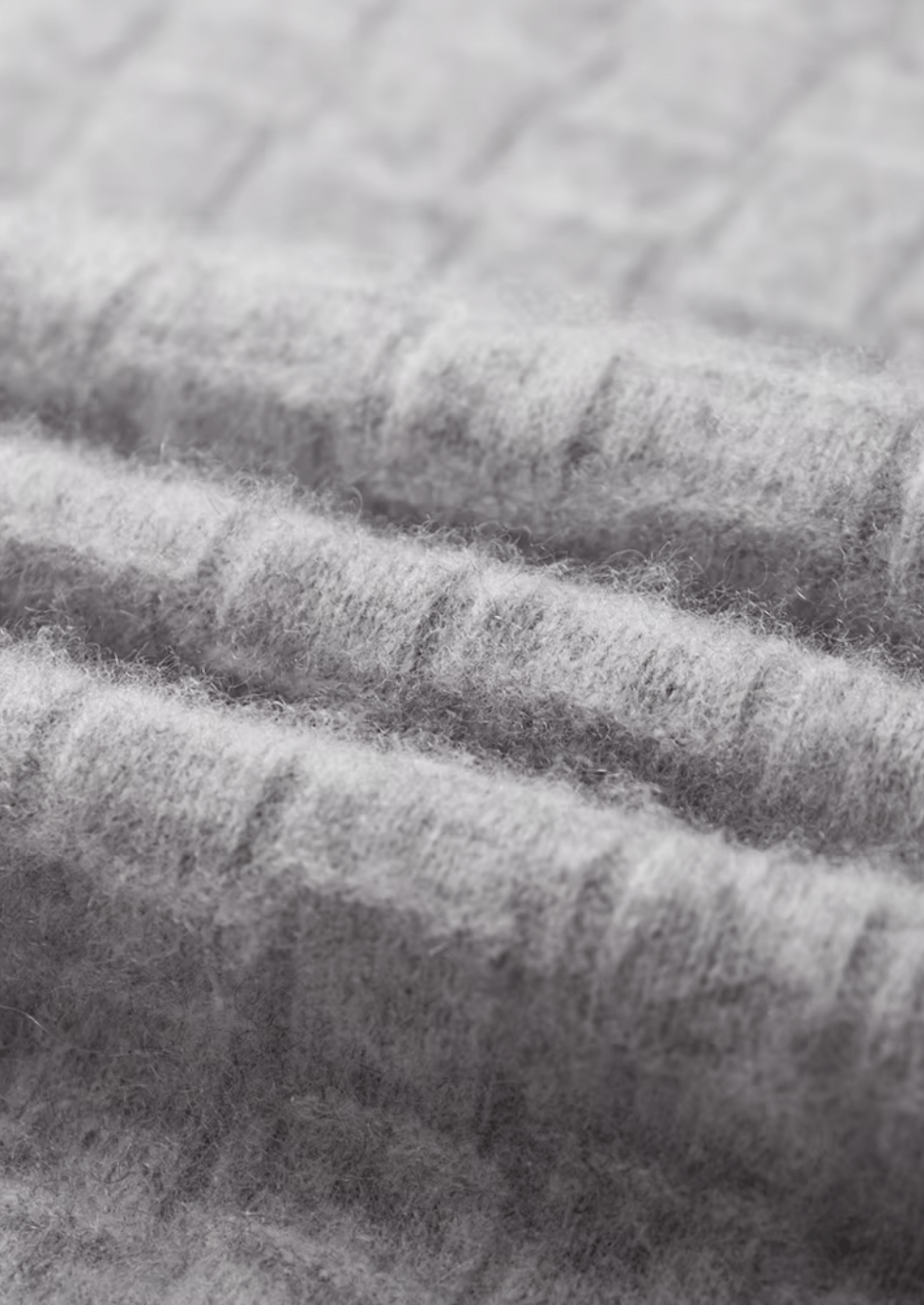 PURE EXTRA - FINE MERINO WOOL TEXTURED MOCKNECK - Derada