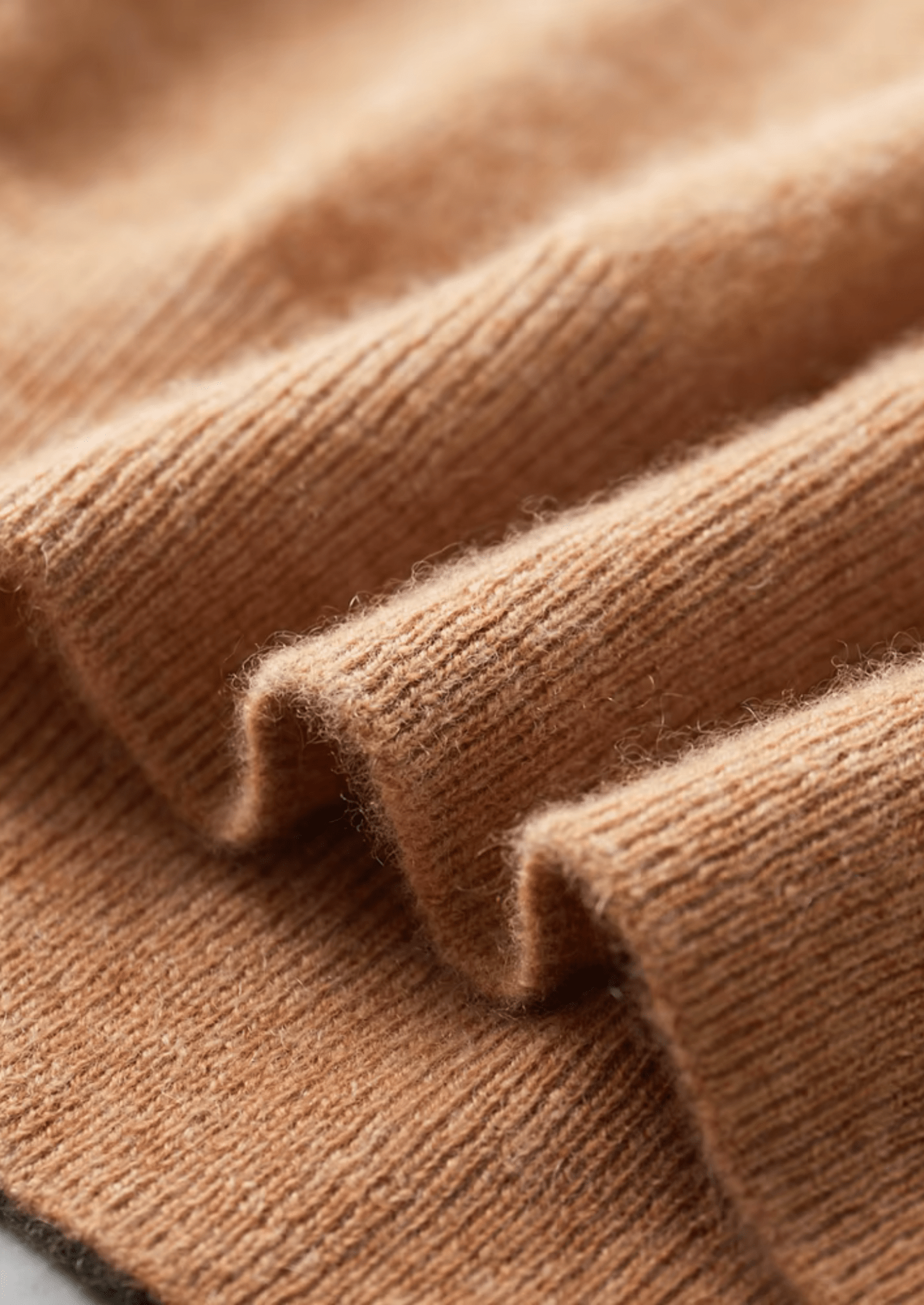 PREMIUM CASHMERE CLASSIC CREWNECK T - SHIRT - Derada