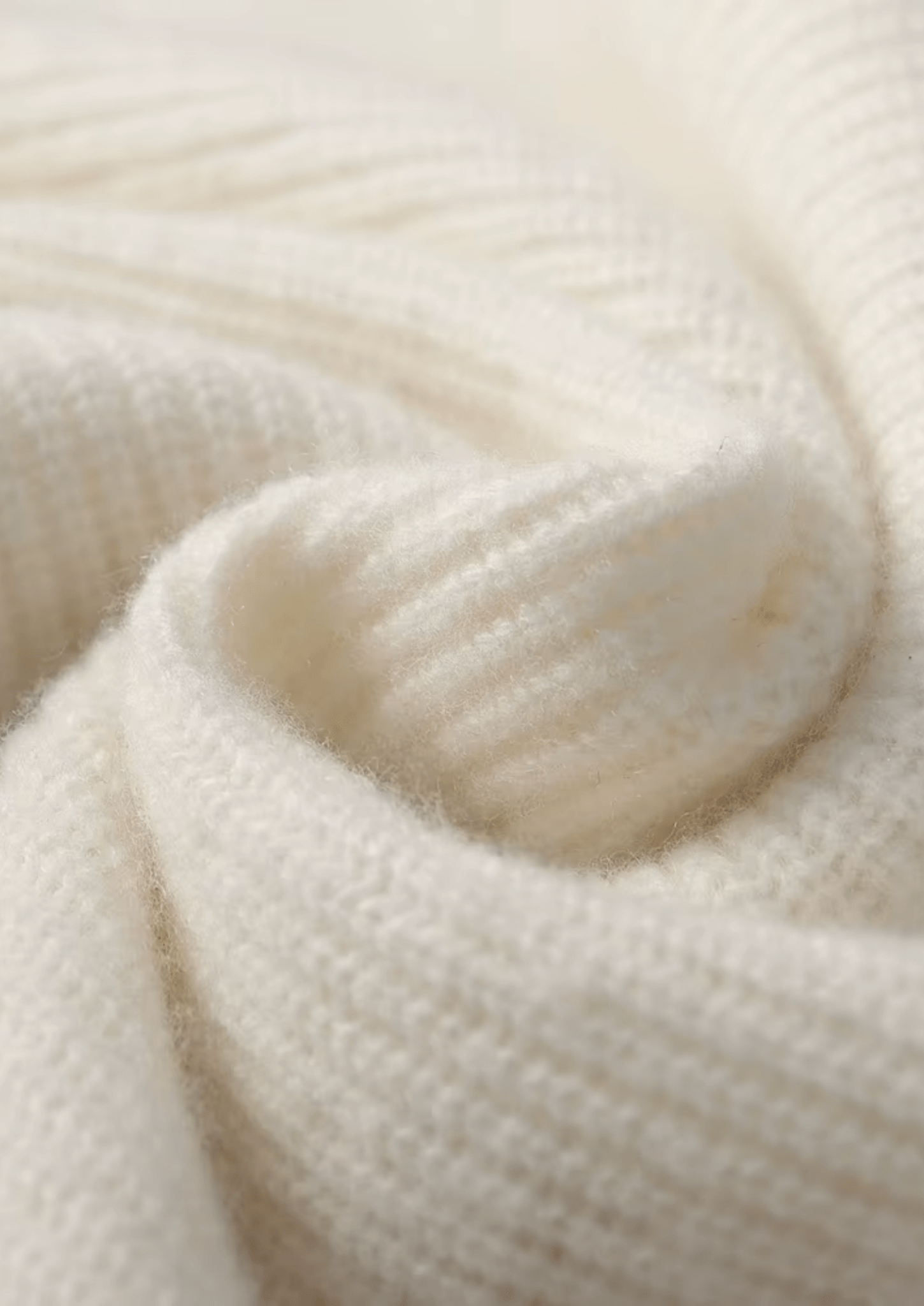 PREMIUM CASHMERE RIBBED V - NECK SWEATER - Derada