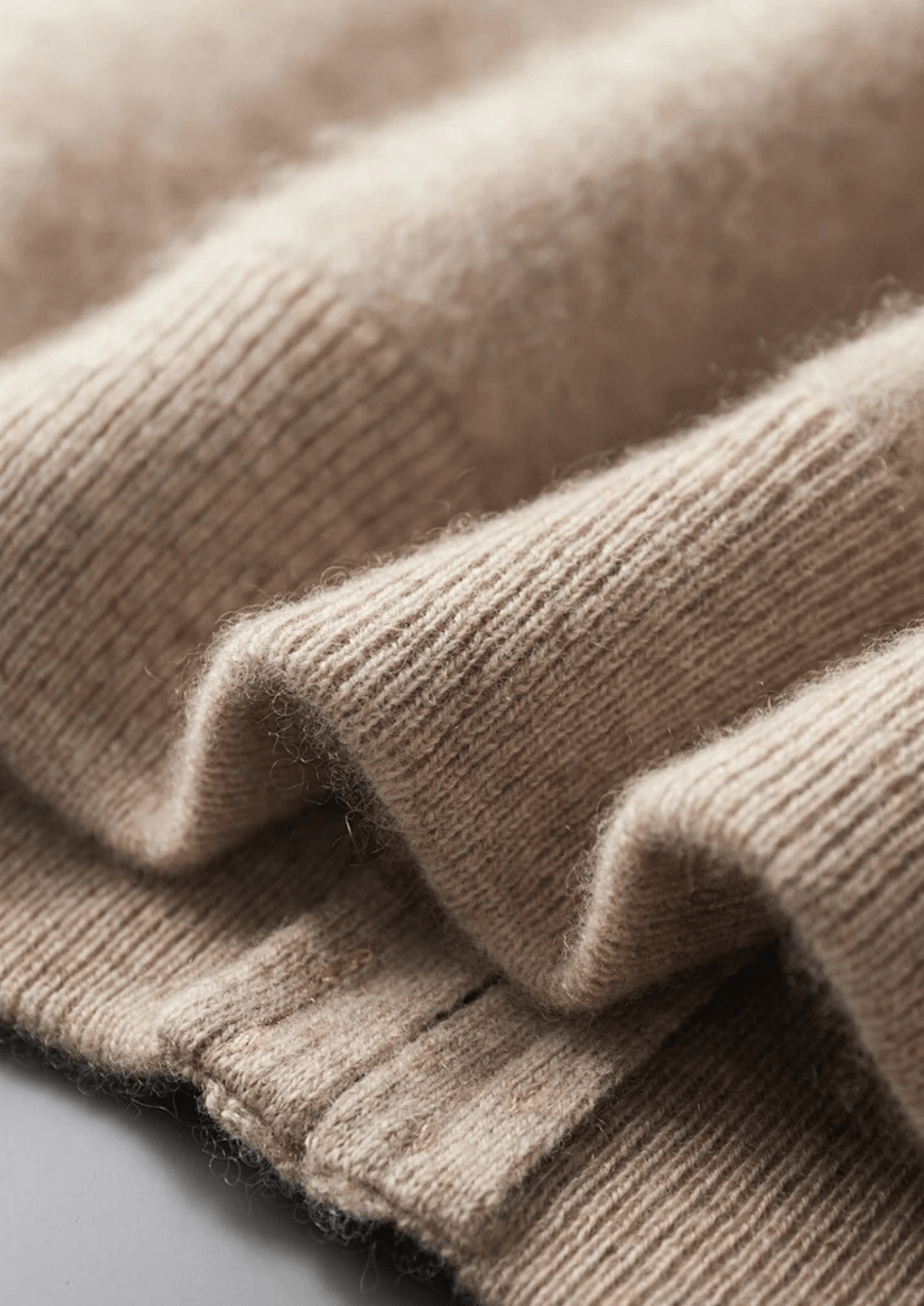 PREMIUM CASHMERE TWO TONE ZIP CARDIGAN - Derada