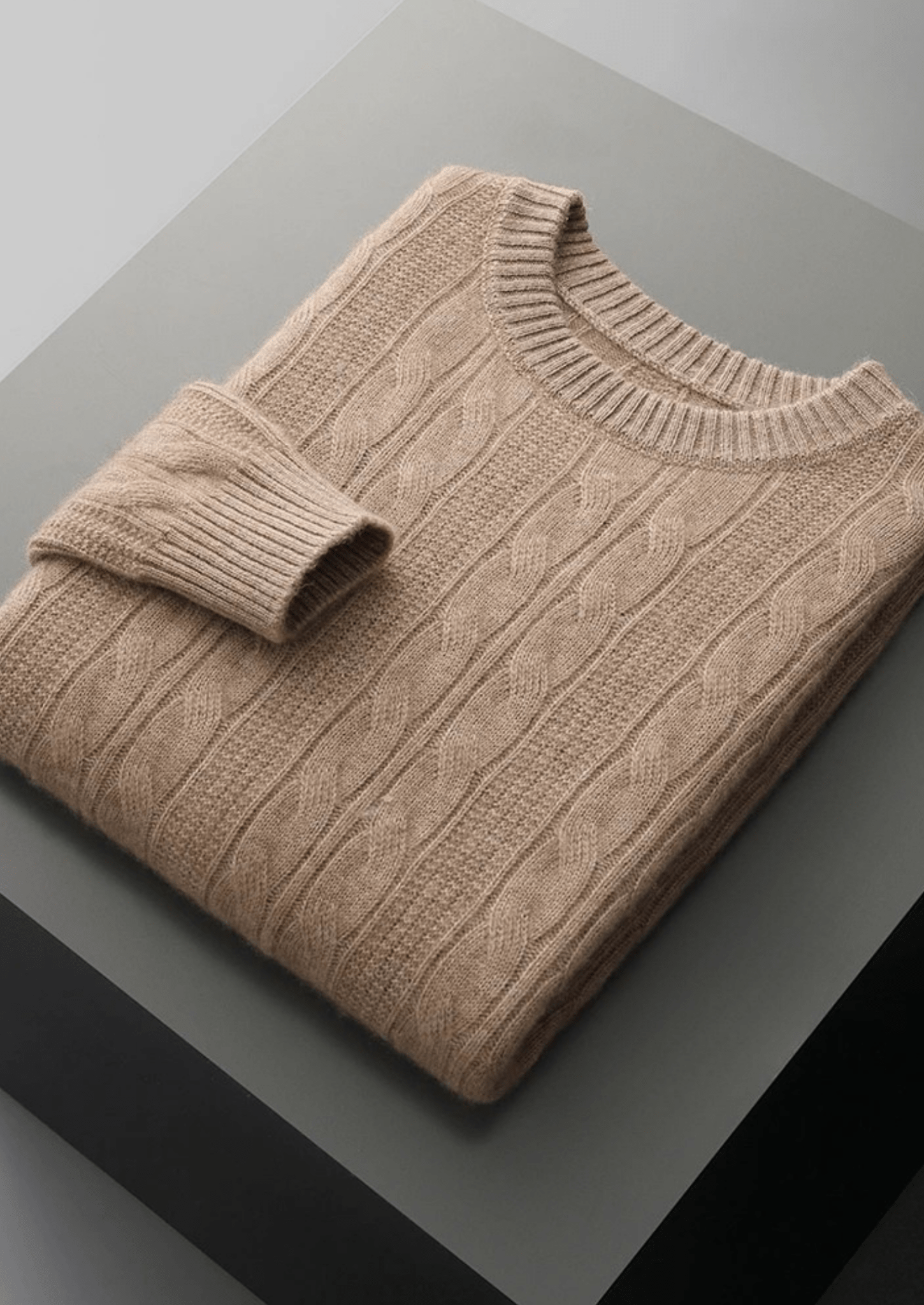PURE EXTRA - FINE MERINO WOOL CABLE CREWNECK - Derada