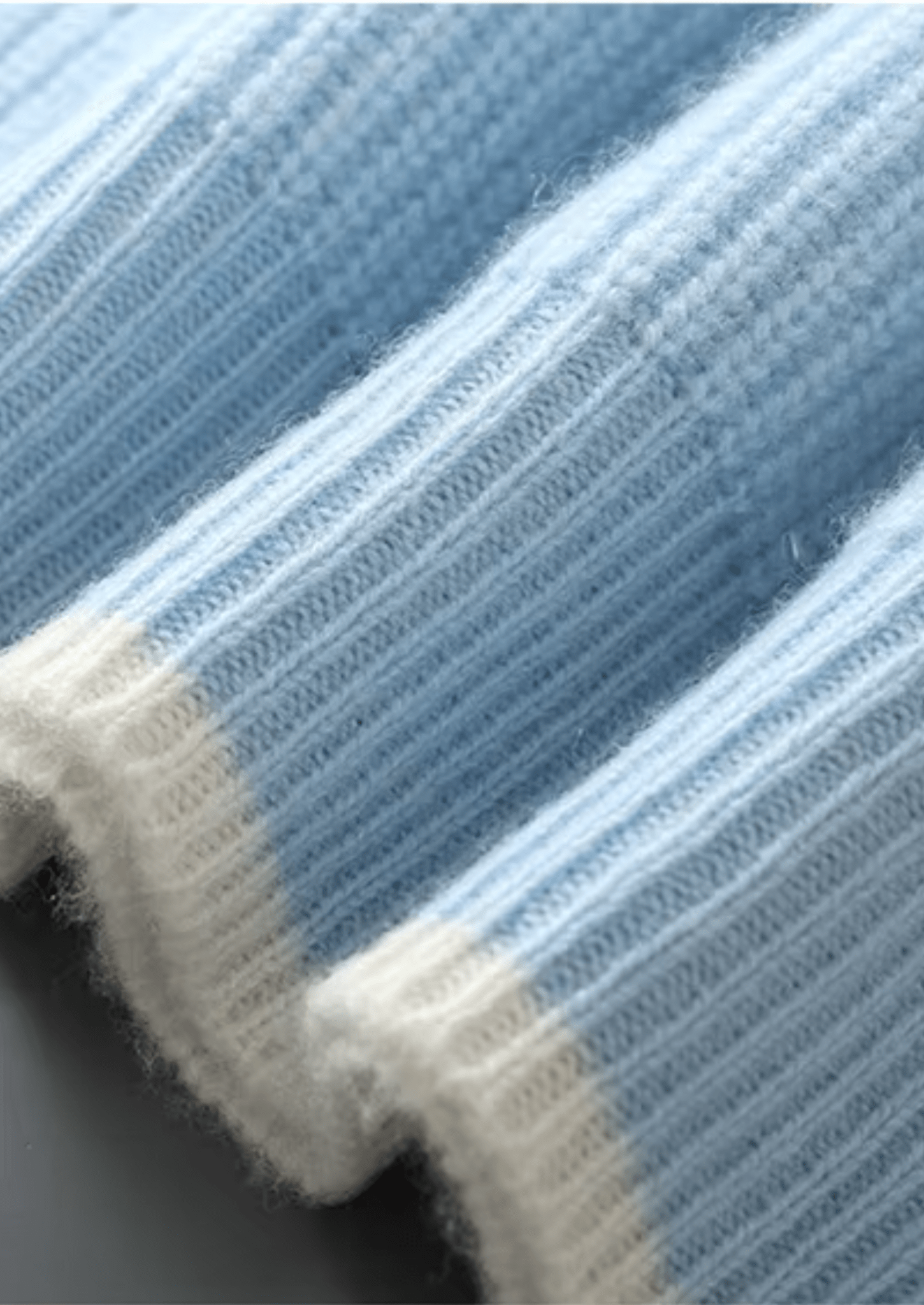 PURE EXTRA - FINE MERINO WOOL TWO TONE CREWNECK - Derada